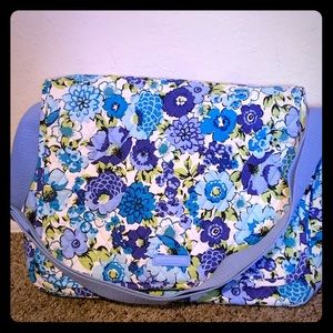 Vera Bradley Messenger - Floral